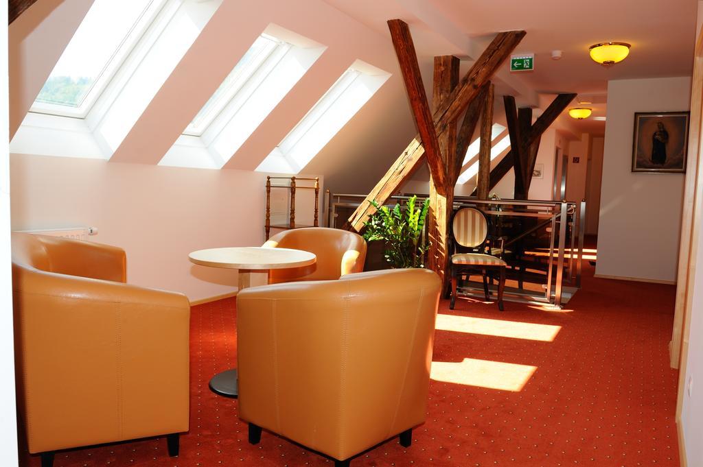 Hotel-Gasthof-Fleischerei - Zur Alten Post Schwanberg Exteriör bild
