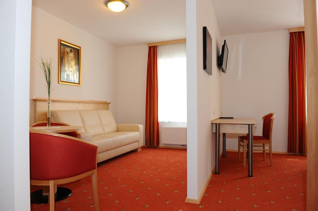 Hotel-Gasthof-Fleischerei - Zur Alten Post Schwanberg Exteriör bild