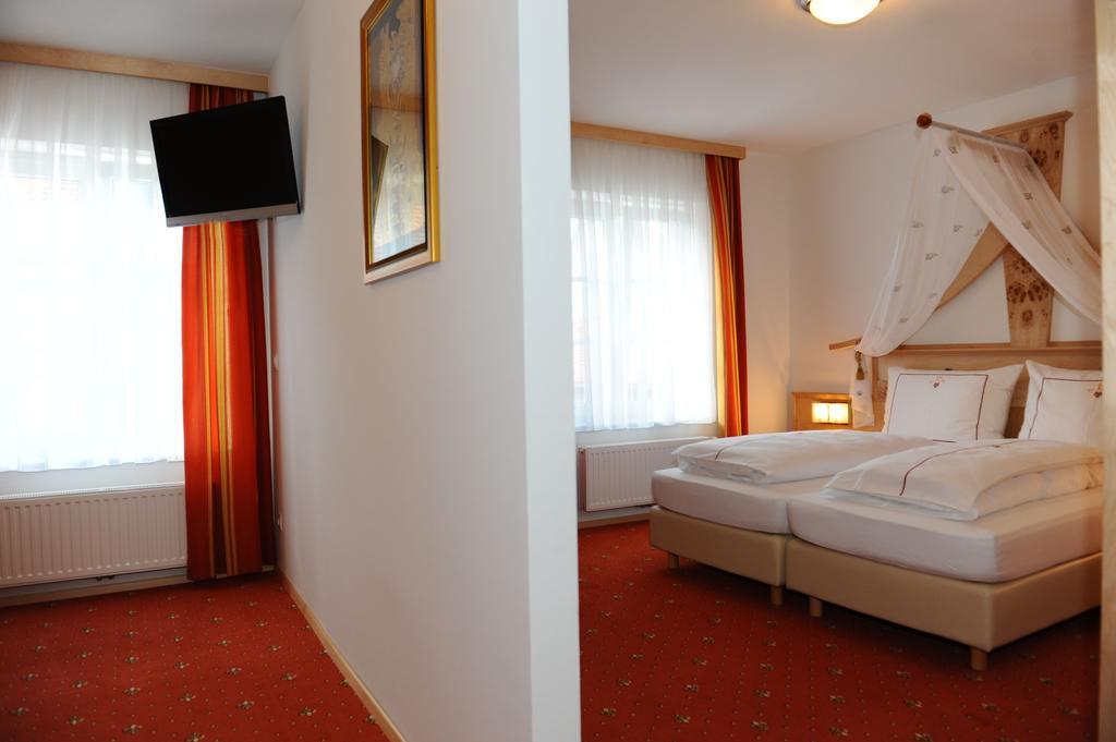 Hotel-Gasthof-Fleischerei - Zur Alten Post Schwanberg Exteriör bild