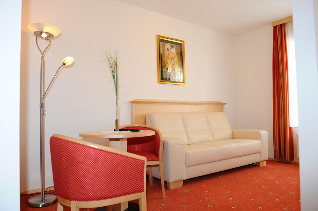 Hotel-Gasthof-Fleischerei - Zur Alten Post Schwanberg Exteriör bild