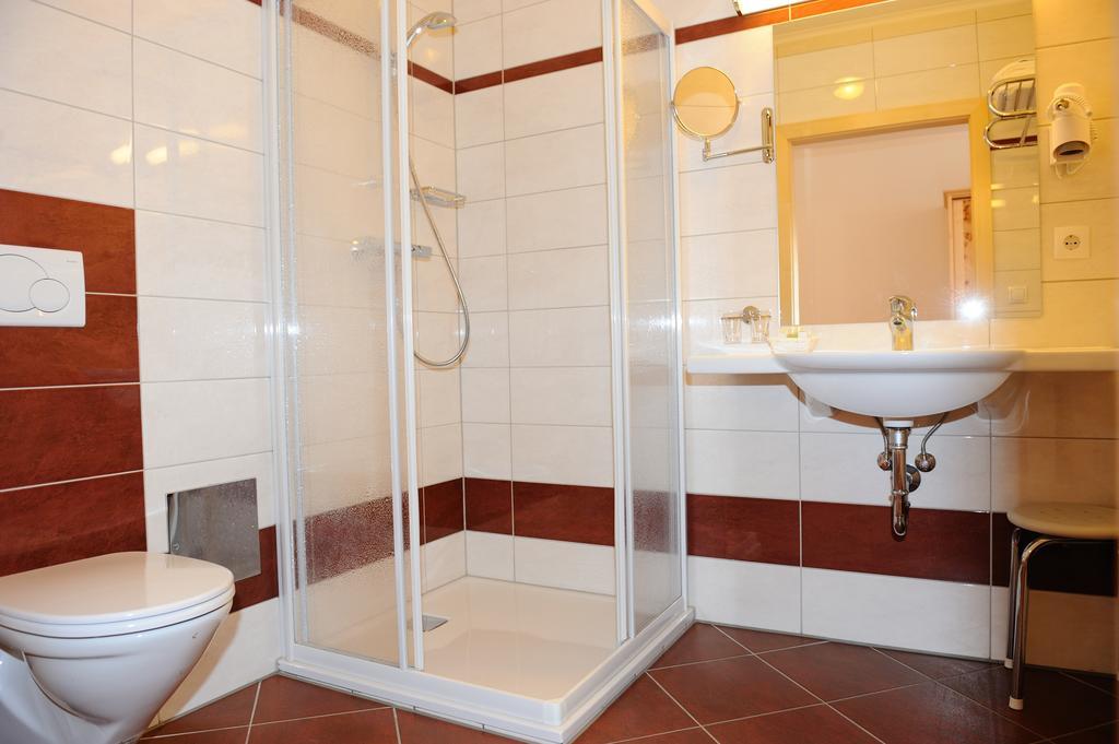 Hotel-Gasthof-Fleischerei - Zur Alten Post Schwanberg Exteriör bild
