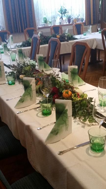 Hotel-Gasthof-Fleischerei - Zur Alten Post Schwanberg Exteriör bild